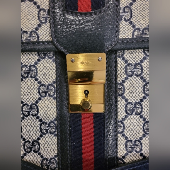 100% Authentic GUCCI LAPTOP BAG - Picture 5 of 15